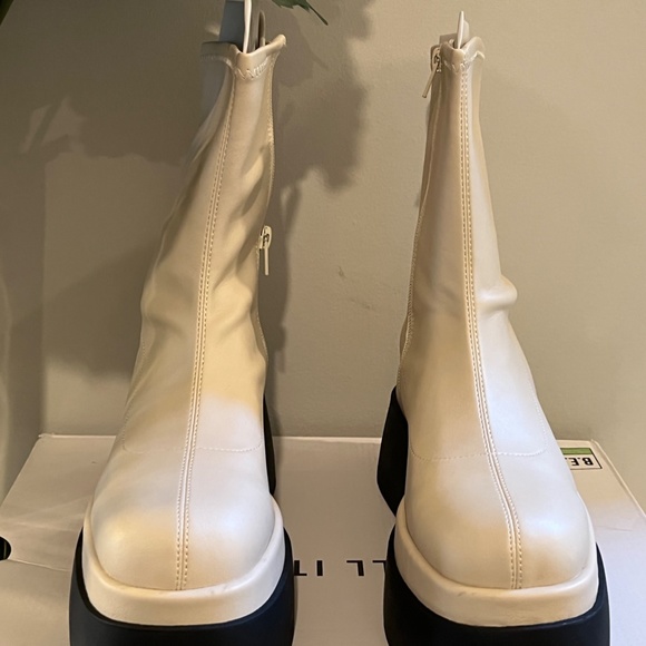 CALL IT SPRING Mars Stretch Platform Bootie - Picture 4 of 6